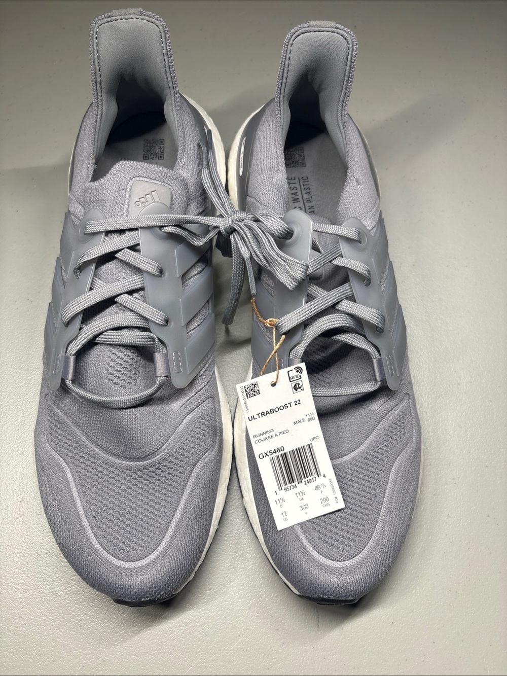Size 11.5-Men’s Adidas Ultraboost 22 Grey White Running Shoes GX5460 Brand NEW